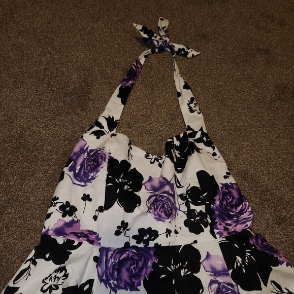 Women's 2XL Halter Style Floral Print Mini Dress - Picture 10 of 16